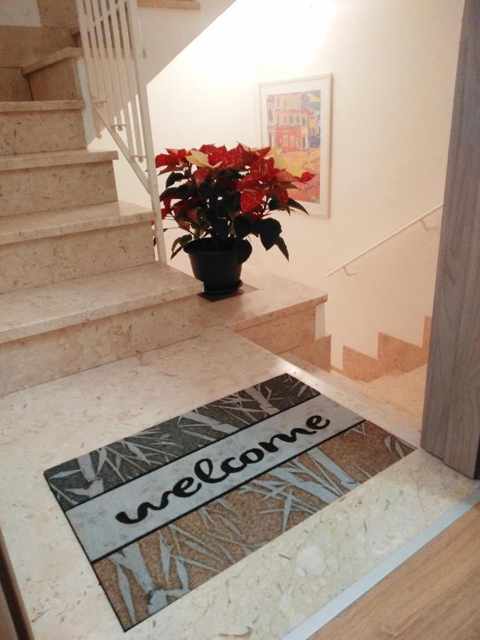 Alcamo Rooms 1 piano con garage privato Esterno foto