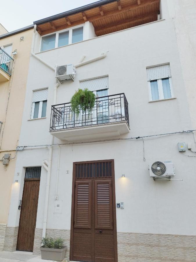 Alcamo Rooms 1 piano con garage privato Esterno foto