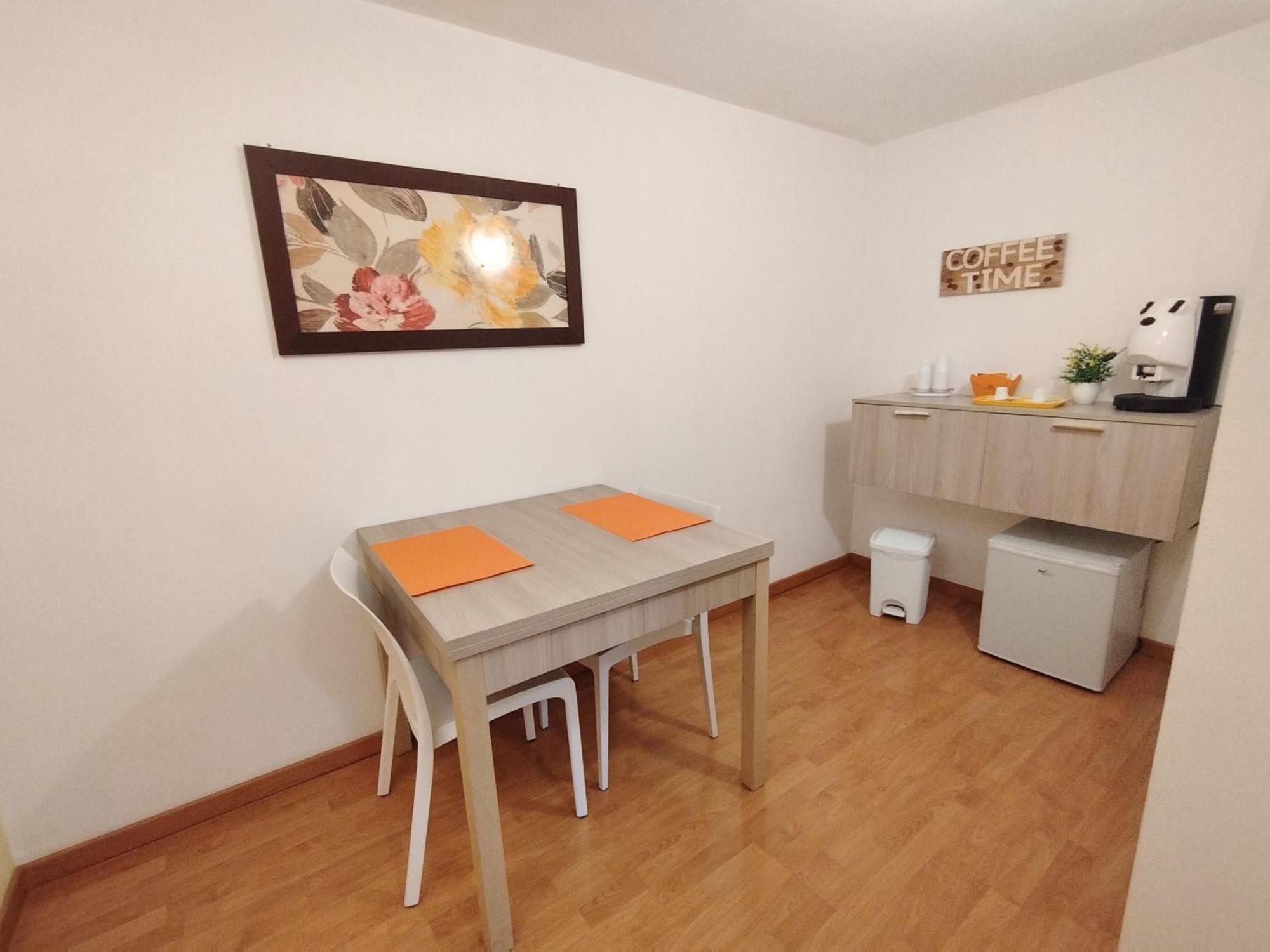 Alcamo Rooms 1 piano con garage privato Camera foto